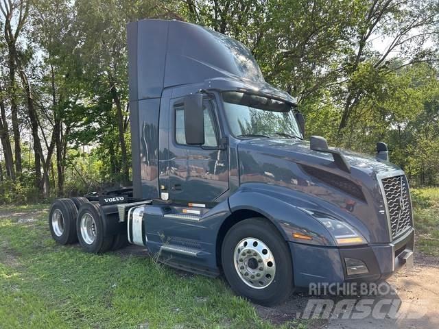 Volvo VNL Conventional Trucks / Tractor Trucks