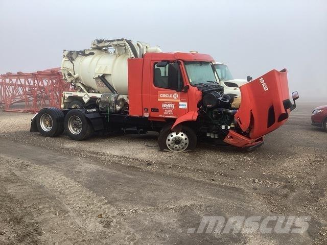 Volvo VNL Conventional Trucks / Tractor Trucks