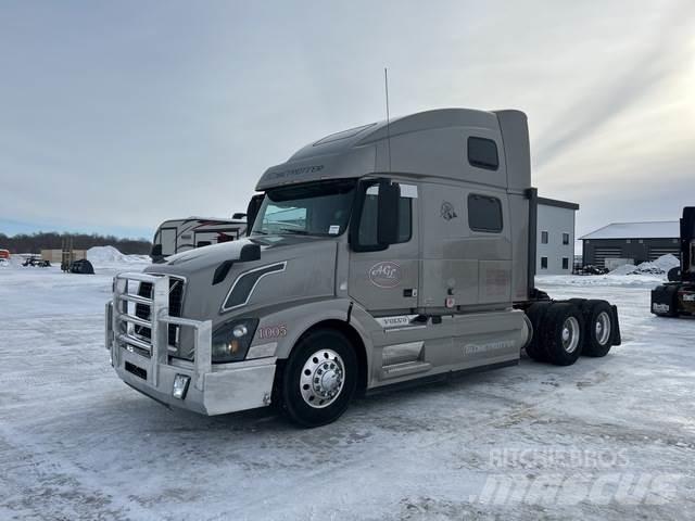 Volvo VNL Conventional Trucks / Tractor Trucks