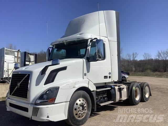 Volvo VNL Conventional Trucks / Tractor Trucks