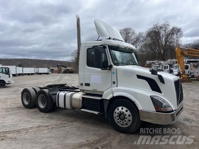 Volvo VNL Conventional Trucks / Tractor Trucks