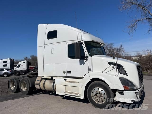 Volvo VNL Conventional Trucks / Tractor Trucks