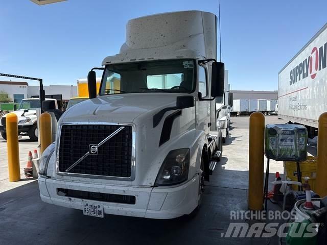 Volvo VNL Conventional Trucks / Tractor Trucks