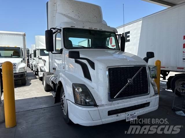 Volvo VNL Conventional Trucks / Tractor Trucks