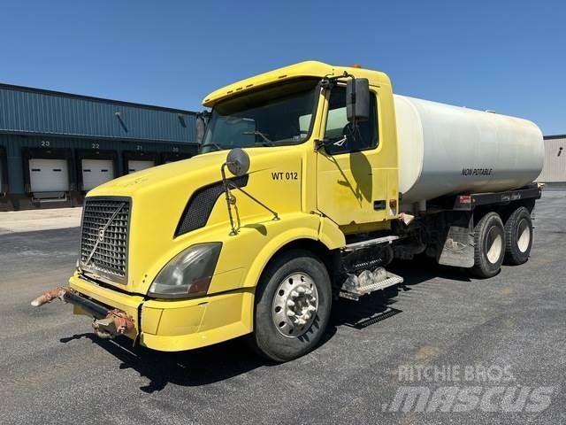 Volvo VNL Water Tankers