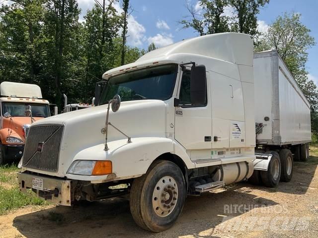Volvo VNL Conventional Trucks / Tractor Trucks