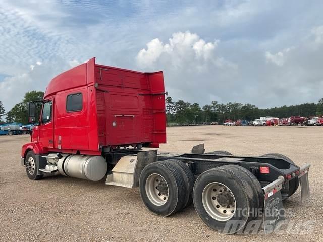 Volvo VNL Conventional Trucks / Tractor Trucks