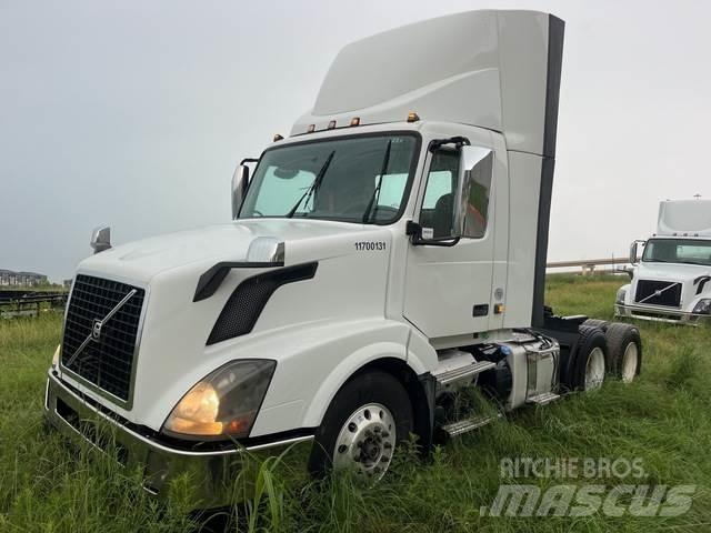 Volvo VNL Conventional Trucks / Tractor Trucks