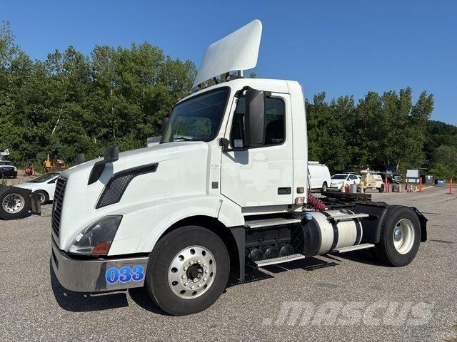 Volvo VNL Conventional Trucks / Tractor Trucks