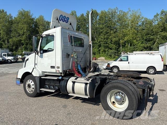 Volvo VNL Conventional Trucks / Tractor Trucks