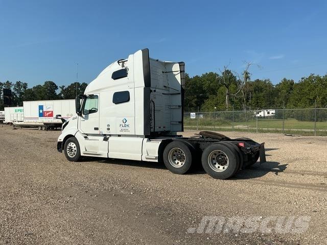 Volvo VNL Conventional Trucks / Tractor Trucks