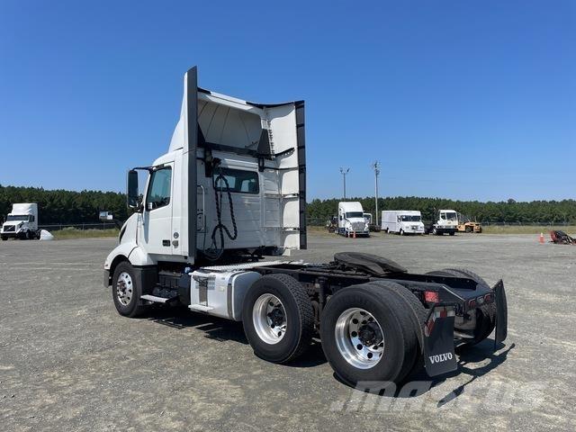 Volvo VNL Conventional Trucks / Tractor Trucks