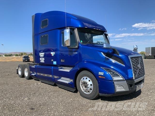 Volvo VNL Conventional Trucks / Tractor Trucks