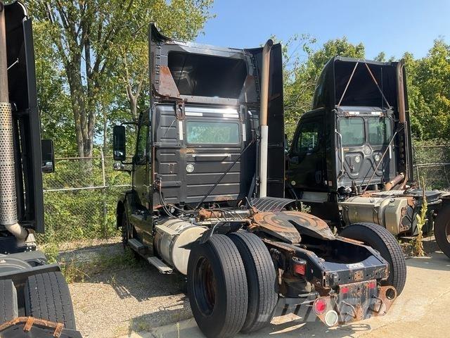 Volvo VNL Conventional Trucks / Tractor Trucks