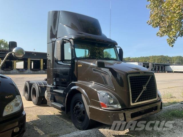 Volvo VNL Conventional Trucks / Tractor Trucks