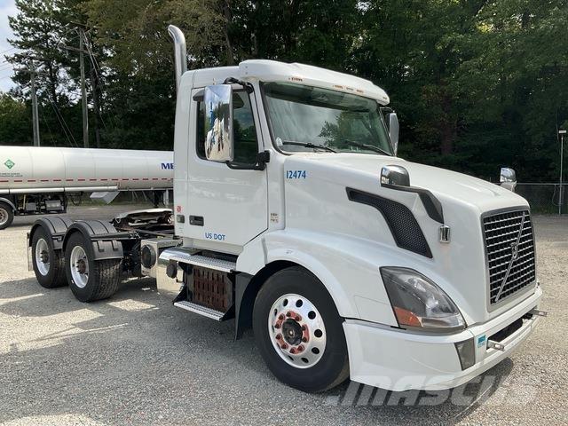 Volvo VNL Conventional Trucks / Tractor Trucks
