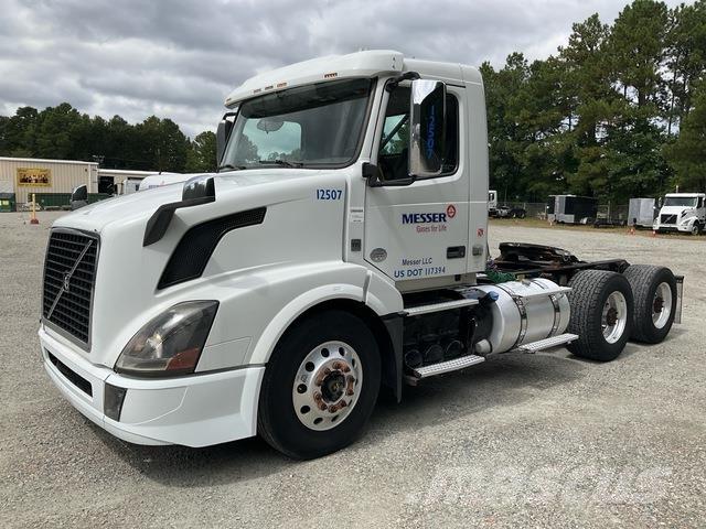 Volvo VNL Conventional Trucks / Tractor Trucks