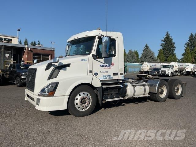 Volvo VNL Conventional Trucks / Tractor Trucks