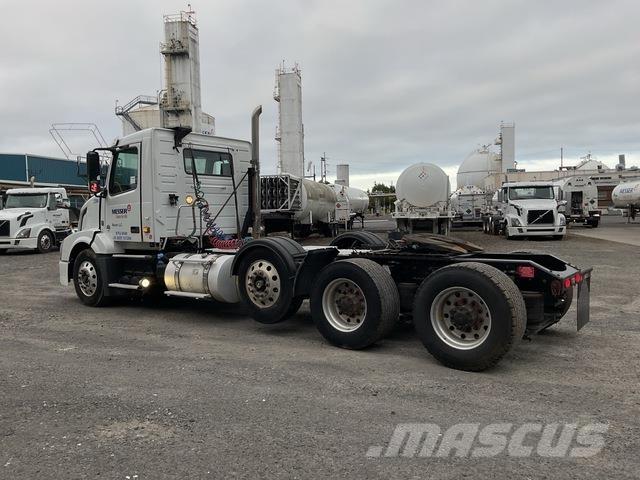 Volvo VNL Conventional Trucks / Tractor Trucks