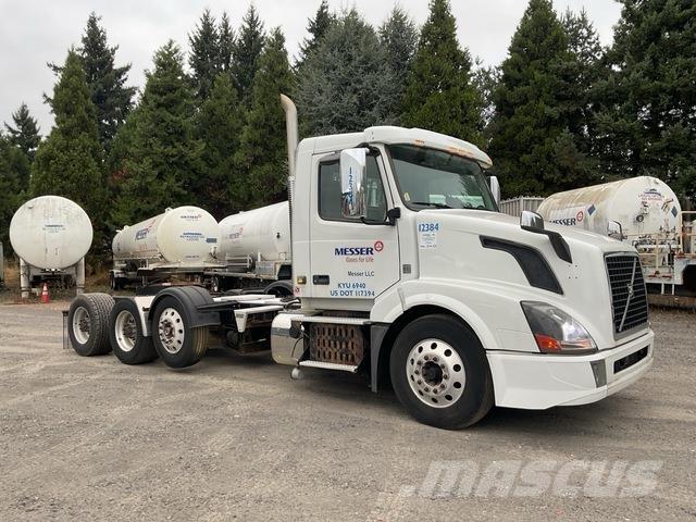 Volvo VNL Conventional Trucks / Tractor Trucks