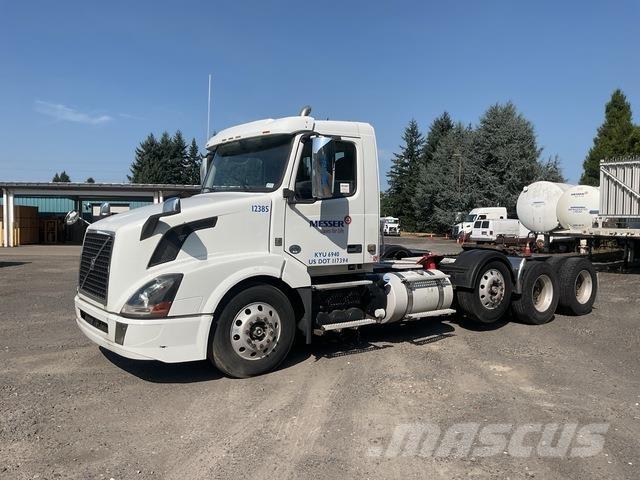 Volvo VNL Conventional Trucks / Tractor Trucks