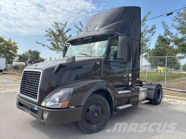 Volvo VNL Conventional Trucks / Tractor Trucks