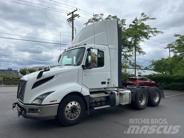 Volvo VNL 300 Conventional Trucks / Tractor Trucks