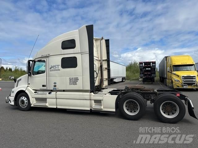 Volvo VNL 780 Conventional Trucks / Tractor Trucks