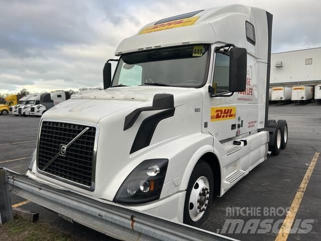 Volvo VNL670 Conventional Trucks / Tractor Trucks