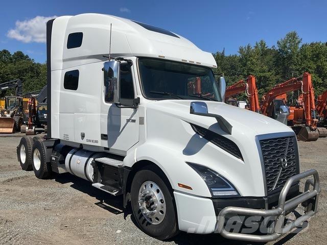 Volvo VNL760 Conventional Trucks / Tractor Trucks