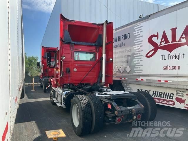 Volvo VNM42T Conventional Trucks / Tractor Trucks