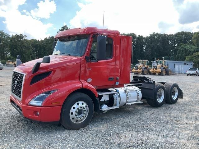 Volvo VNR300 Conventional Trucks / Tractor Trucks
