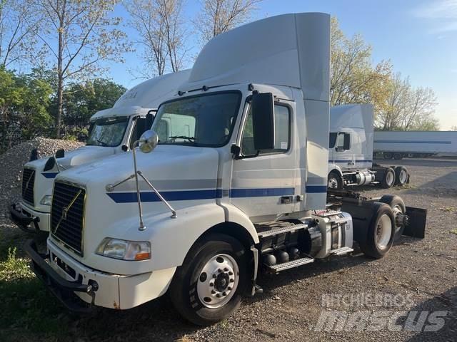 Volvo VNR64T Conventional Trucks / Tractor Trucks