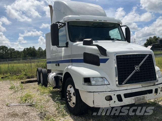 Volvo VNR64T Conventional Trucks / Tractor Trucks