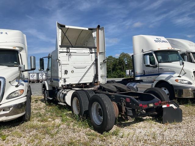 Volvo VNR64T Conventional Trucks / Tractor Trucks