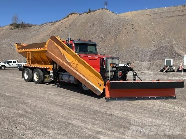 Western Star  Snow Blades And Plows