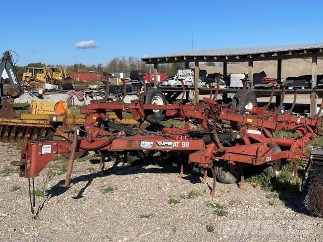  WFE 226 Cultivators
