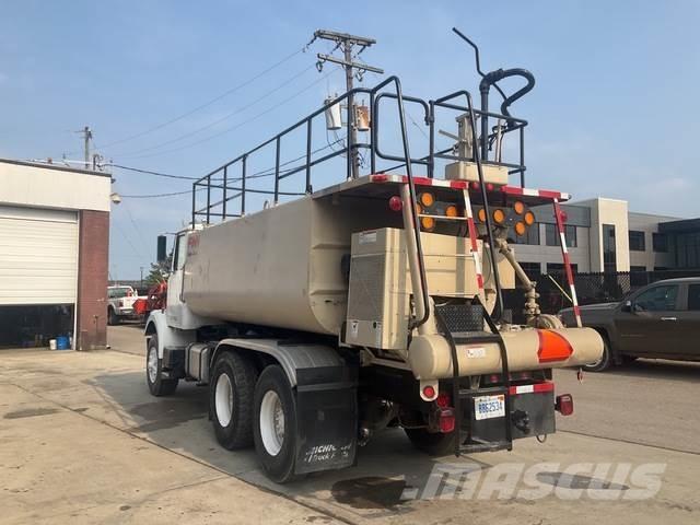 White/GMC  Farm Equipment - Others