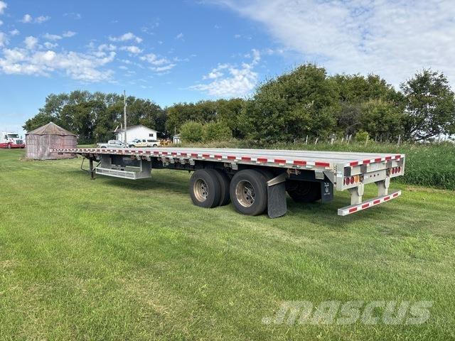 Wilson CF-1080 Flatbed Trailers