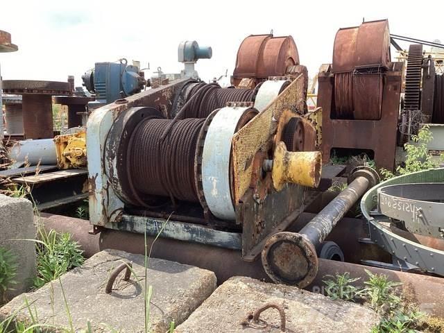 Winch Winches