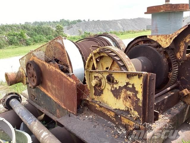  Winch Winches