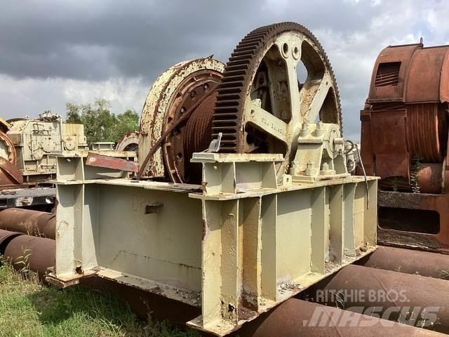  Winch Winches