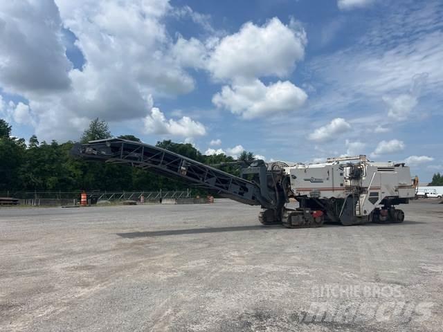 Wirtgen W2200 Asphalt cold milling machines