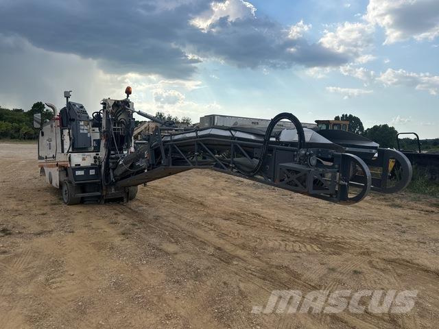 Wirtgen W50DCi Asphalt cold milling machines