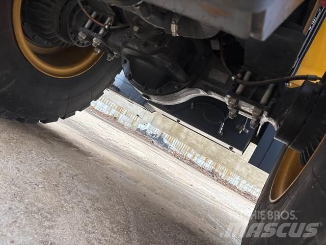 XCMG 938U Wheel Loaders
