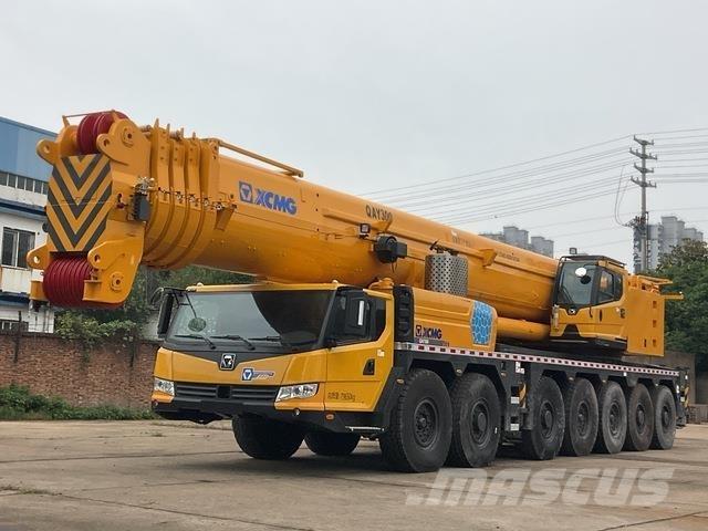 XCMG QAY300 Mobile and all terrain cranes