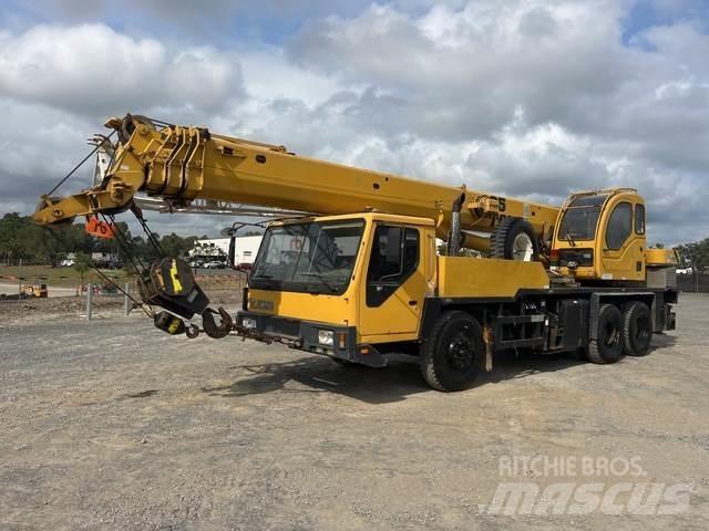 XCMG QY25K Mobile and all terrain cranes