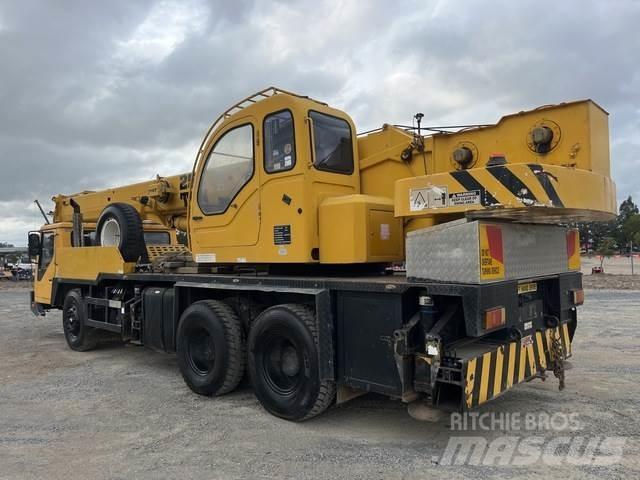 XCMG QY25K Mobile and all terrain cranes