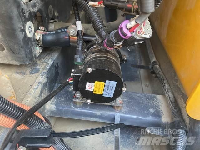 XCMG XE215E Crawler Excavators