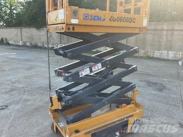 XCMG XG0608DC Scissor Lifts